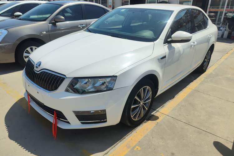 Used Skoda Octavia 2017 1.6L Automatic Chuanxing Edition