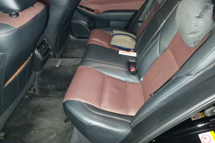 Used Toyota Crown 2018 2.0T Sport Edition
