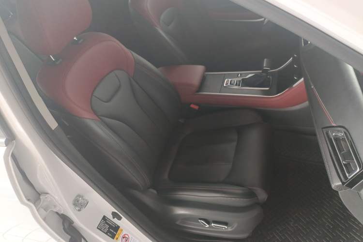 Used Changan CS75 2022 Blue Whale Edition 1.5T DCT Luxury Model
