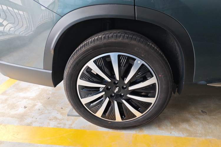 Used Chery Fengyun T8 2025 1.5T 130km Deluxe Version 5 Seats Exterior 5