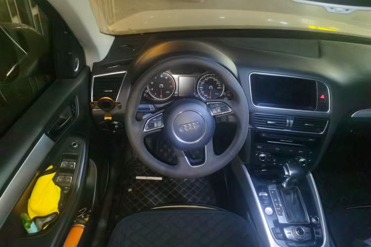 Used Audi Q5 2013 45 TFSI quattro Sport Edition
