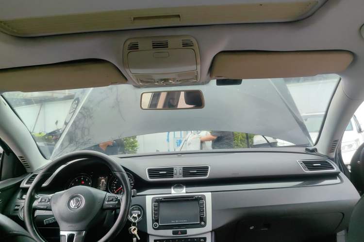 Used Volkswagen Magotan 2012 Revised 1.8TSI Luxury Version Headliner