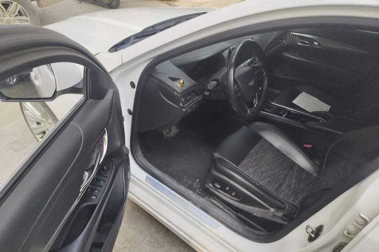 Used Cadillac ATS-L 2017 28T Fashion Edition
