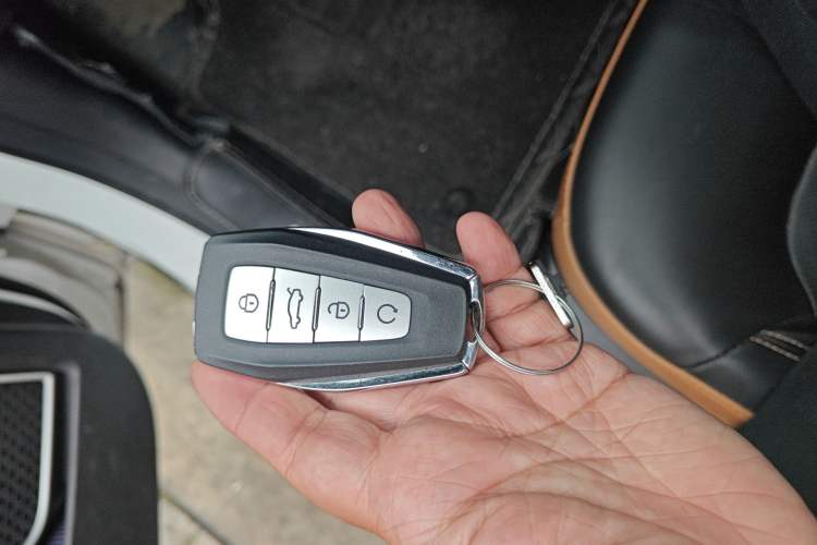 Used Geely Auto Emgrand GL 2020 1.4T CVT Luxury Model Vehicle Key