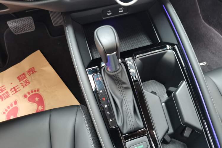 Used Honda Accord 2025 260TURBO Luxury Edition Gear Lever