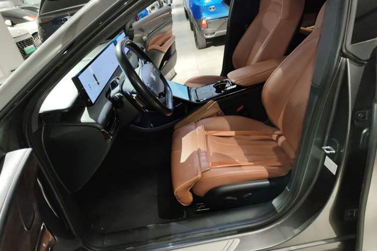 Used IM L7 2022 Dynamic Model