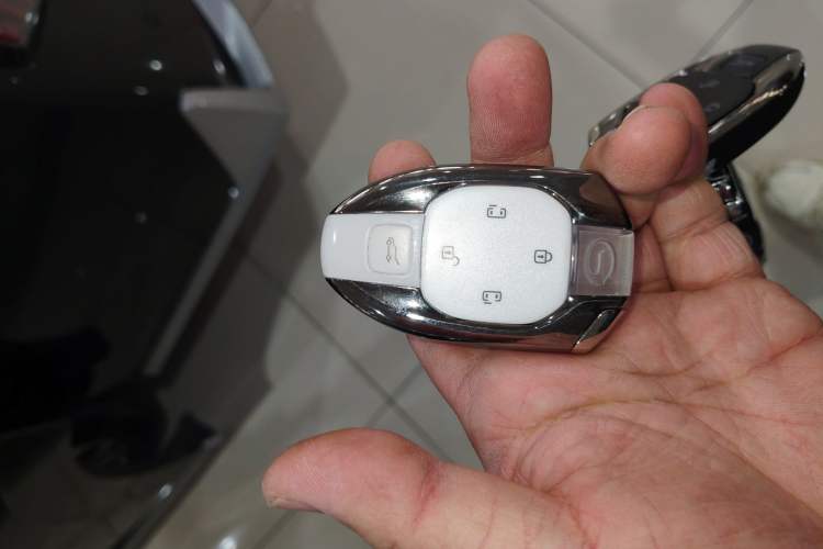 Used GAC Trumpchi M8 2024 Zongshi Series 400T Ultimate Edition Interior 1