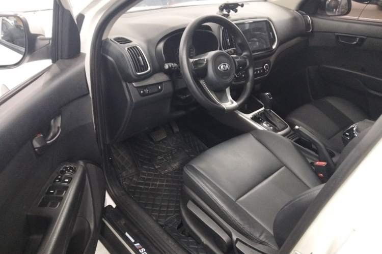 Used Kia KX3 2017 1.6L Automatic Aoya Version
