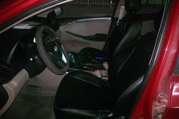 Used Hyundai Verna (older generation) 2014 1.4L Automatic Leading-Edge GLX