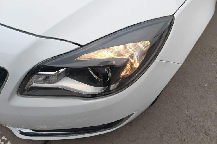 Used Buick Regal 2014 2.0L Leading Fashion Edition Left Front Headlight