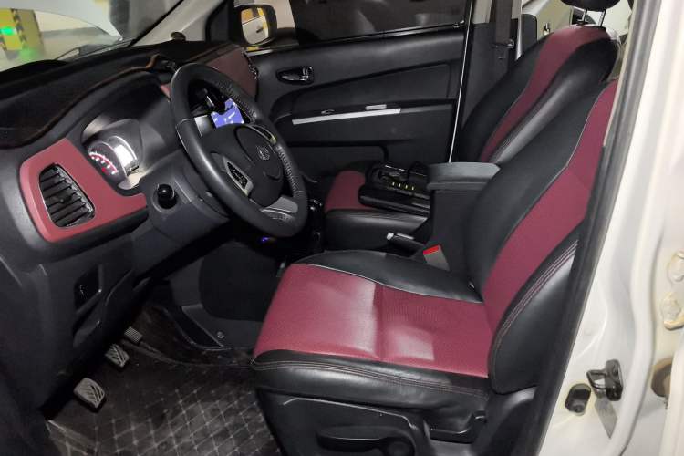 Used Oshan Olisway 2015 X6 1.4L Manual Mount Everest Edition
