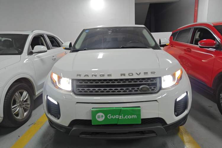 Used Land Rover Range Rover Evoque 2018 240PS PURE Style Edition

