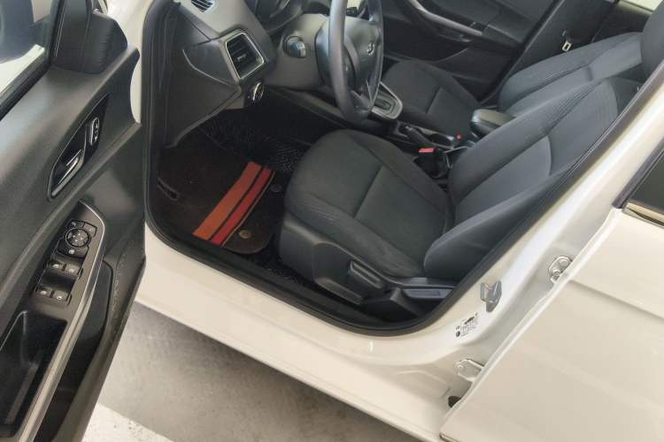 Used Ford Escort 2019 1.5L Automatic ZhiXiang Model Driver Seat