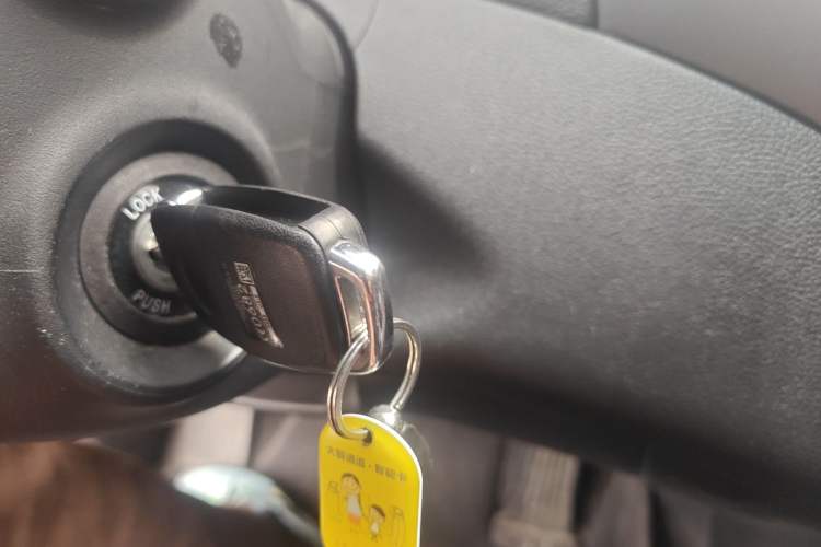 Used Hyundai Elantra (5th Generation / Langdong) 2015 1.6L Automatic Fashion Model Vehicle Key