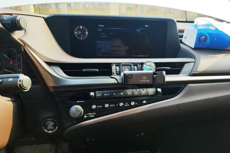 Used Lexus ES 2020 200 Excellence Edition