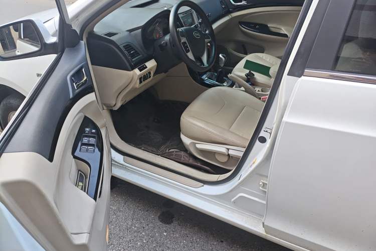 Used BYD Surui 2013 1.5L Manual Luxury Model