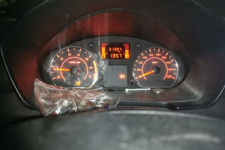 Used Wuling Hongguang V 2022 1.5L Jingqu Edition Electric-Assist LAR
