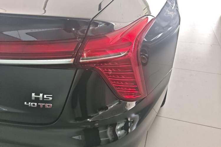 Used Hongqi H5 2023 2.0T Automatic Smart Connect Flagship Edition