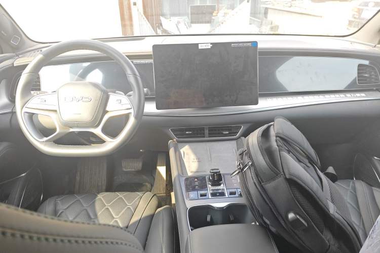 Used BYD Sealion 07 EV 2025 610 Intelligent Driving Edition Center Console