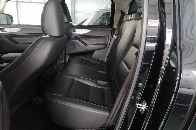 Used Great Wall Poer 2021 2.0T Commercial Version Automatic Diesel 4x4 Elite Long-Box GW4D20M