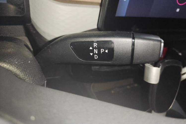 Used SOL E10X 2022 Flower Fairy Design Four-Leaf Clover Gear Lever