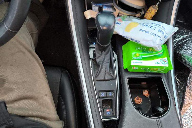 Used Toyota Avalon 2022 2.0L Luxury Edition
