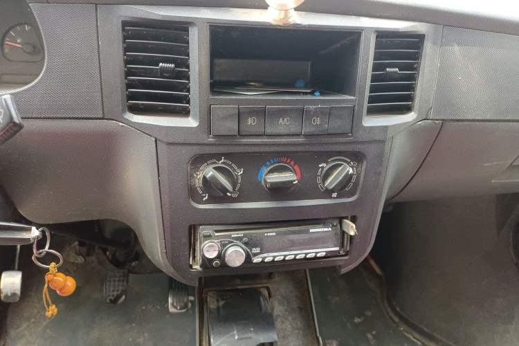 Used Wuling Zhiguang 2010 1.0L Liye Edition
