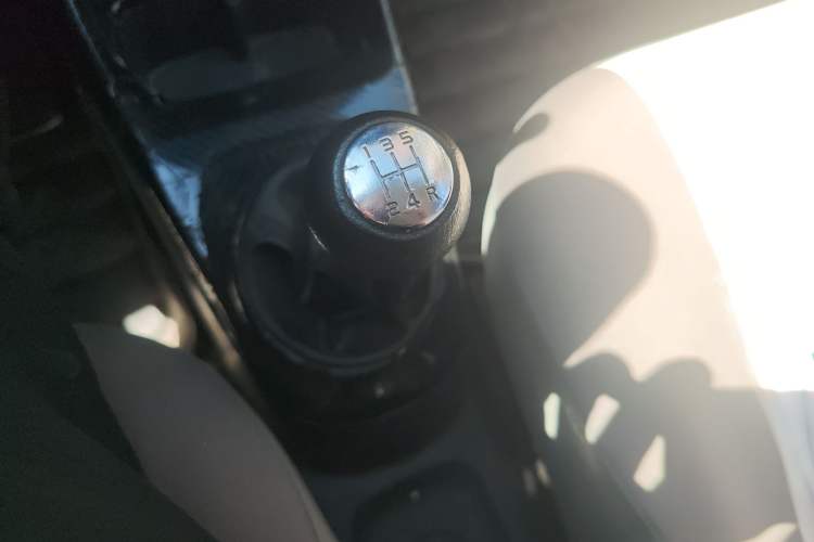 Used Suzuki Alto 2013 1.0L Manual Luxury Model
