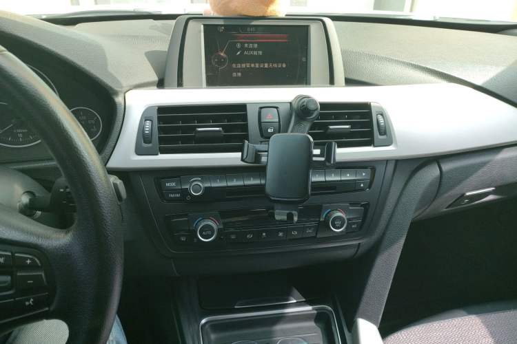 Used BMW 3 Series 2014 320Li Fashion Model
