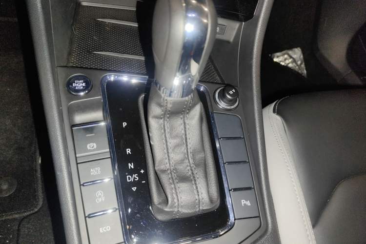 Used Volkswagen Bora 2023 300TSI DSG Prestige Edition