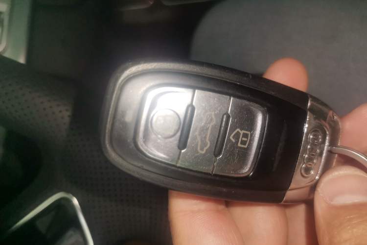 Used Audi A8 2017 A8L 45 TFSI quattro Comfort model
