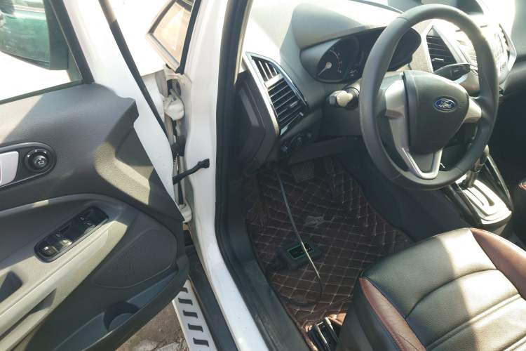 Used Ford EcoSport 2013 1.5L Automatic Fashion Model