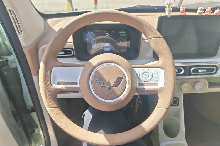 Used Wuling Hongguang MINIEV 2024 3rd Generation 215km Youth Edition