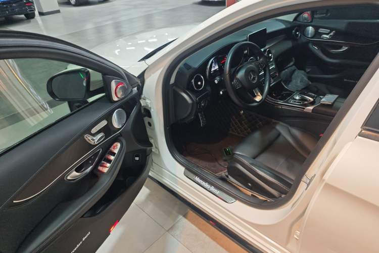 Used Mercedes-Benz C-Class 2018 C 200 L Sport Edition Achievement Special Edition Driver Seat