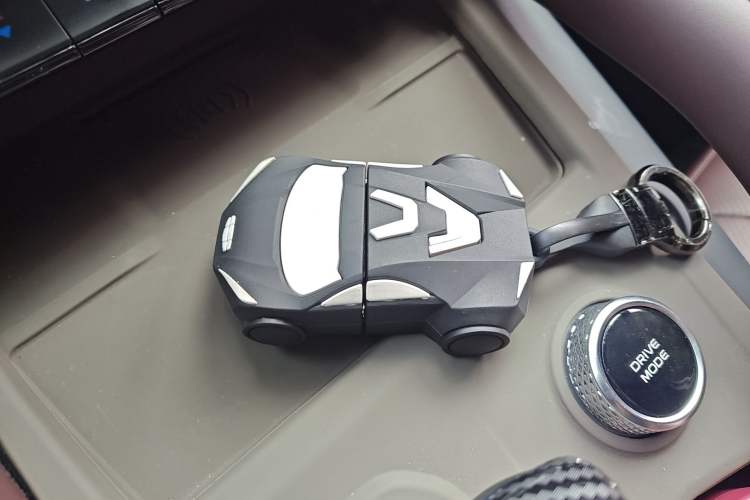 Used Geely Auto Monjaro L 2024 2.0TD High-Power Automatic Two-Wheel Drive Yunqi Version Interior 1