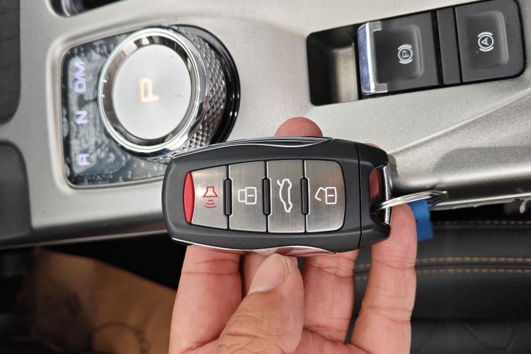 Used Haval DARGO 2024 2.0T DCT Chinese Rural Dog Edition Vehicle Key