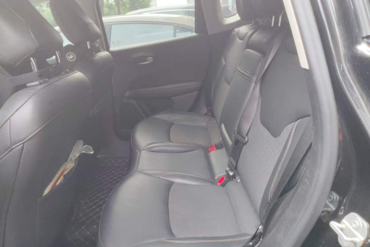 Used Jeep Compass 2020 220T Automatic Leading Edition
