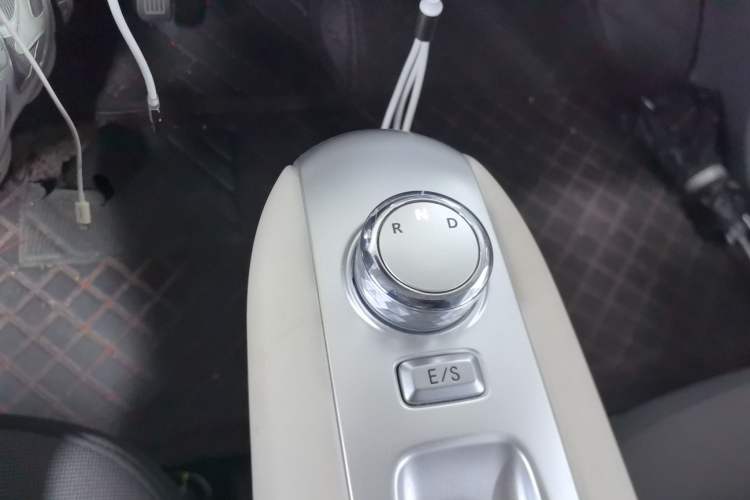 Used CHANGAN NEVO Lumin 2025 205 km Xiangqin Version Gear Lever