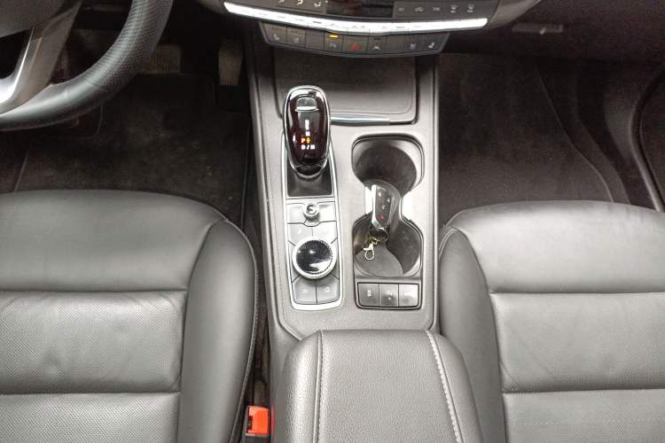 Used Cadillac XT4 2022 28T Two-Wheel Drive Prestige Version
