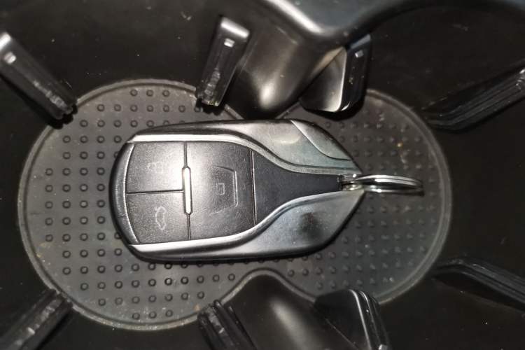 Used Hanteng X7 2020 X7S 1.5T Automatic Smart Luxury Model Vehicle Key