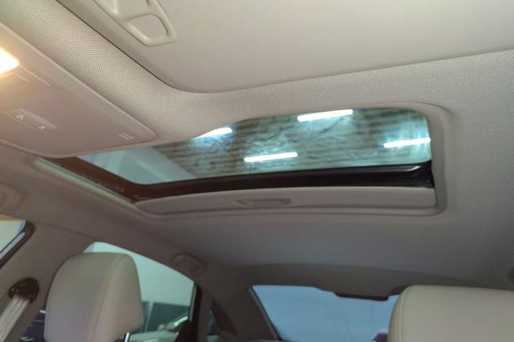 Used Buick GT 2021 Exemplar 1.5L Automatic Elite Version Headliner