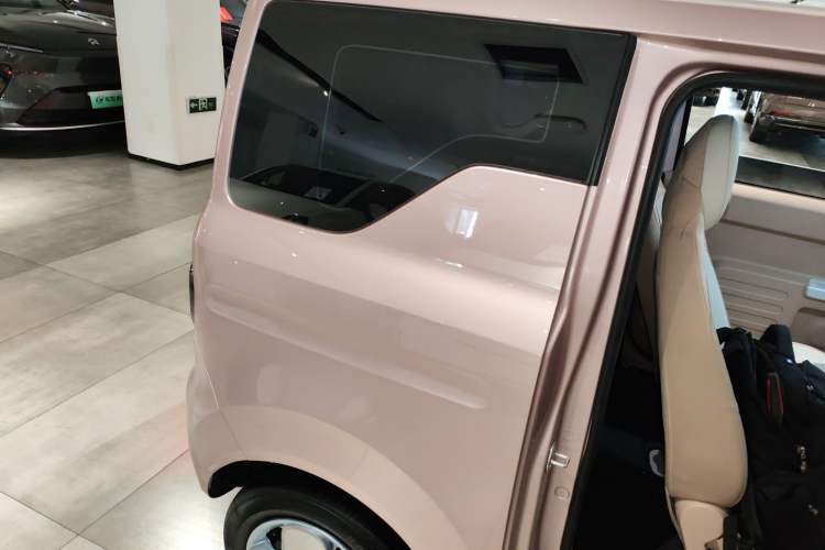 Used Geely Auto Panda 2023 Panda Mini 200km Endurance Bear Right Rear Door Interior