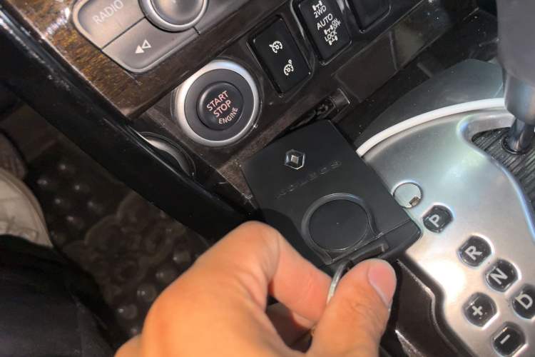 Used Renault Koleos 2014 2.5L 4x4 Comfort Edition