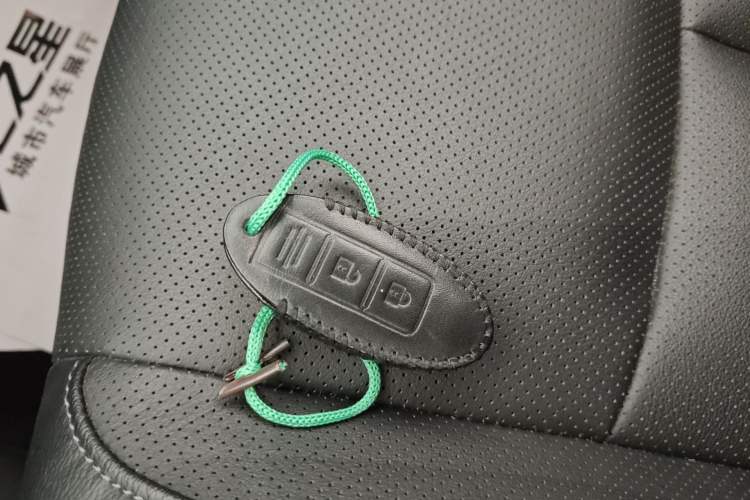 Used Nissan X-Trail 2019 2.0L CVT Smart Connect Comfort Edition 2WD
