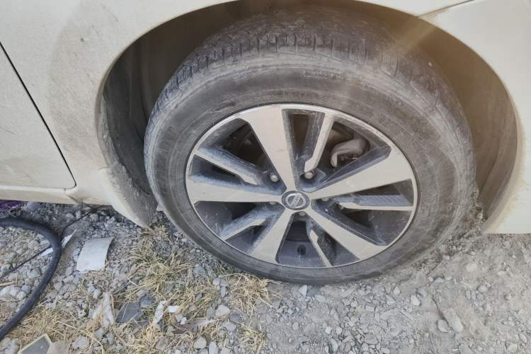 Used Nissan Lannia 2020 1.6L CVT Cool Edition Right Front Wheel Hub