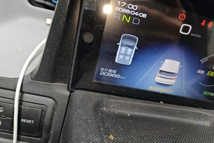 Used Wuling Hongguang MINIEV 2022 Zizai Version Lithium Iron Phosphate Odometer Close Up