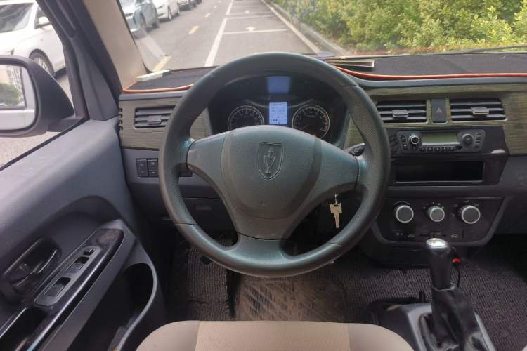 Used Jinbei T3 2015 1.3L Double-Cab Standard Version DLCG12 Steering Wheel