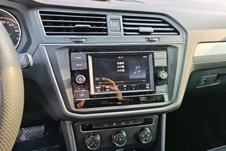 Used Volkswagen Tiguan L 2019 330TSI Automatic Two-Wheel Drive Luxury Edition China VI Standard