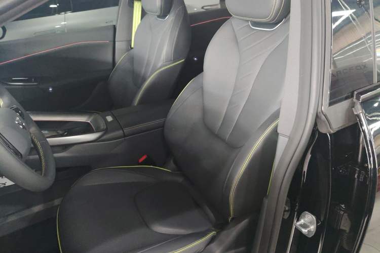 Used ARCFOX Alpha S5 2024 560MAX 185kW
