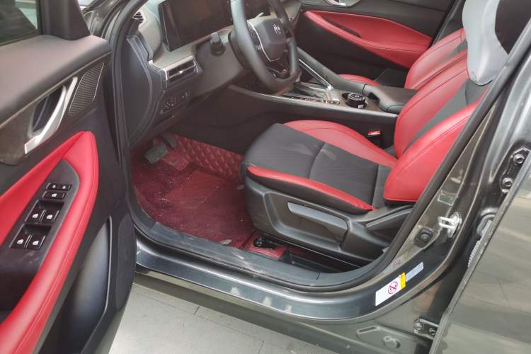 Used Changan CS35PLUS 2024 Blue Whale NE 1.4T DCT Deluxe Edition